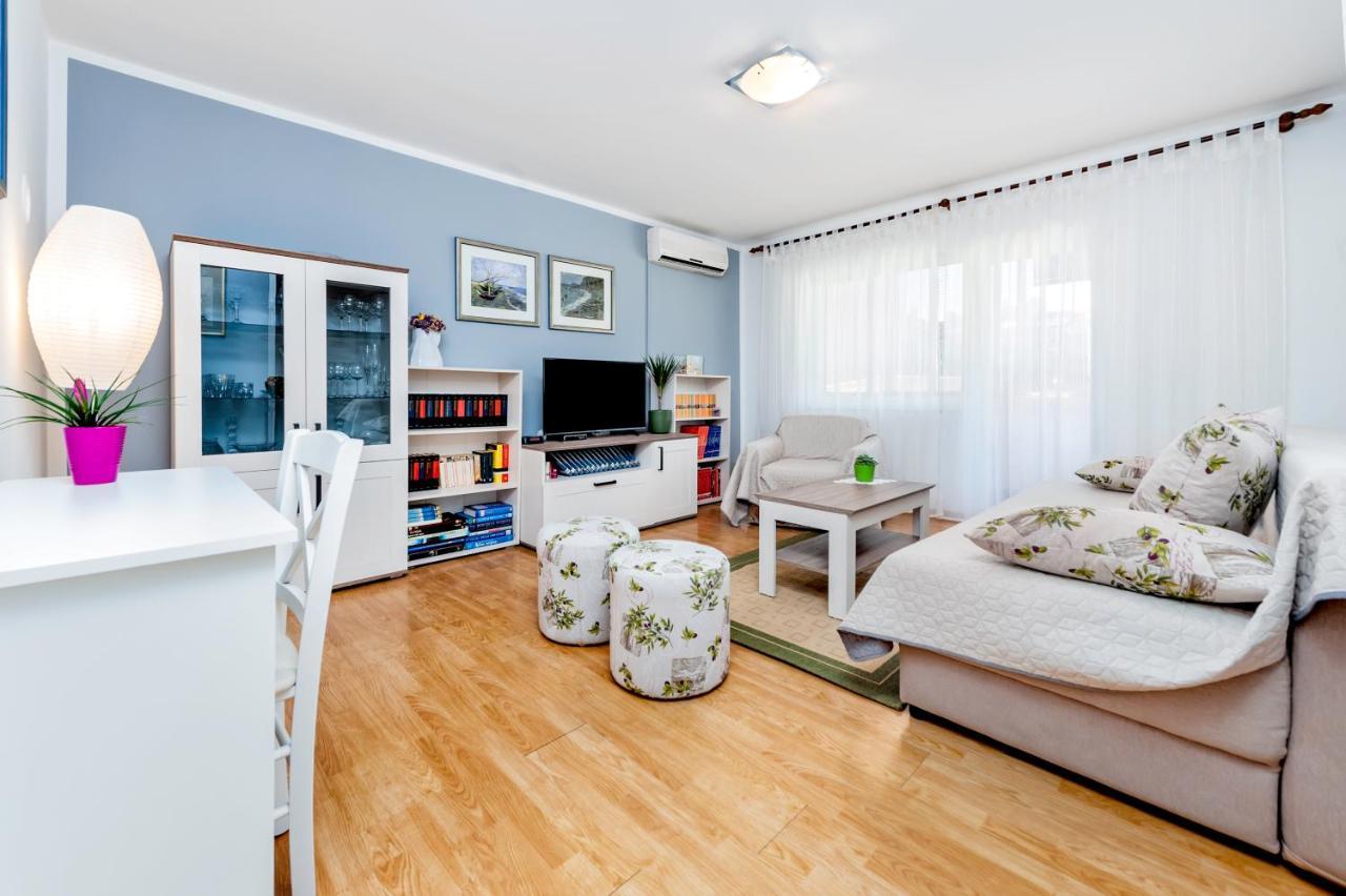 Apartman Oly Rovinj Exterior photo